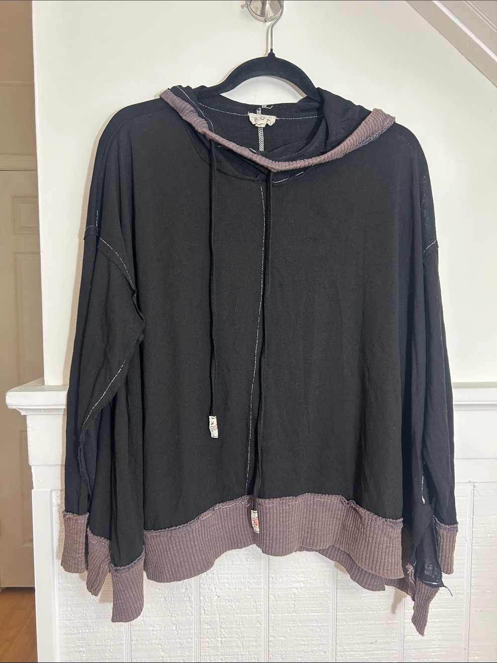 POL Oversized Boho Black and Brown Hoodie Top size small